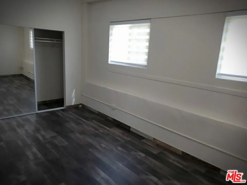 1214 S NORTON AVENUE ##2 Los Angeles, CA 90019