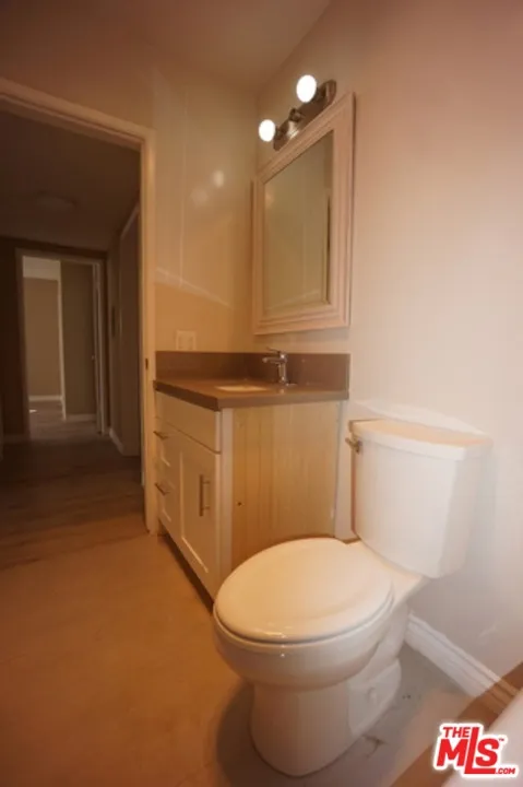 1538 STANFORD STREET #14 Santa Monica, CA 90404