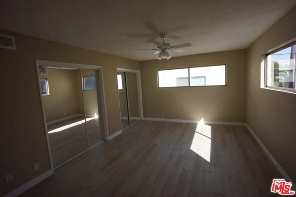 1538 STANFORD STREET #14 Santa Monica, CA 90404
