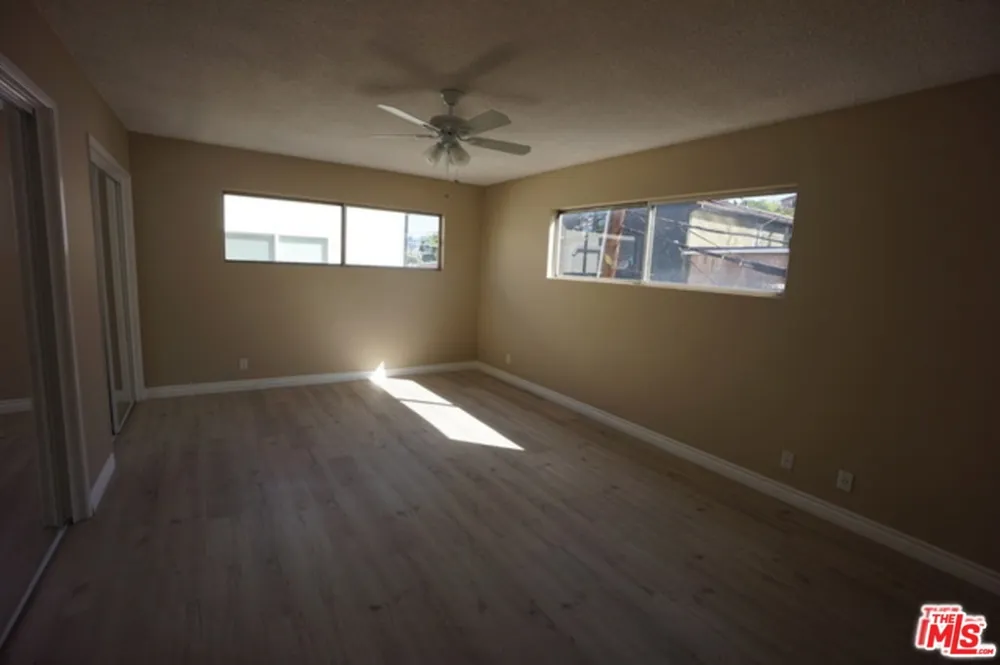 1538 STANFORD STREET #14 Santa Monica, CA 90404