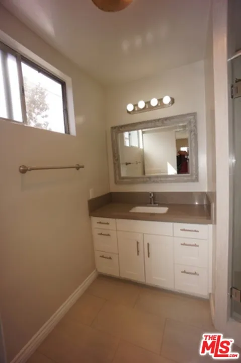 1538 STANFORD STREET #14 Santa Monica, CA 90404