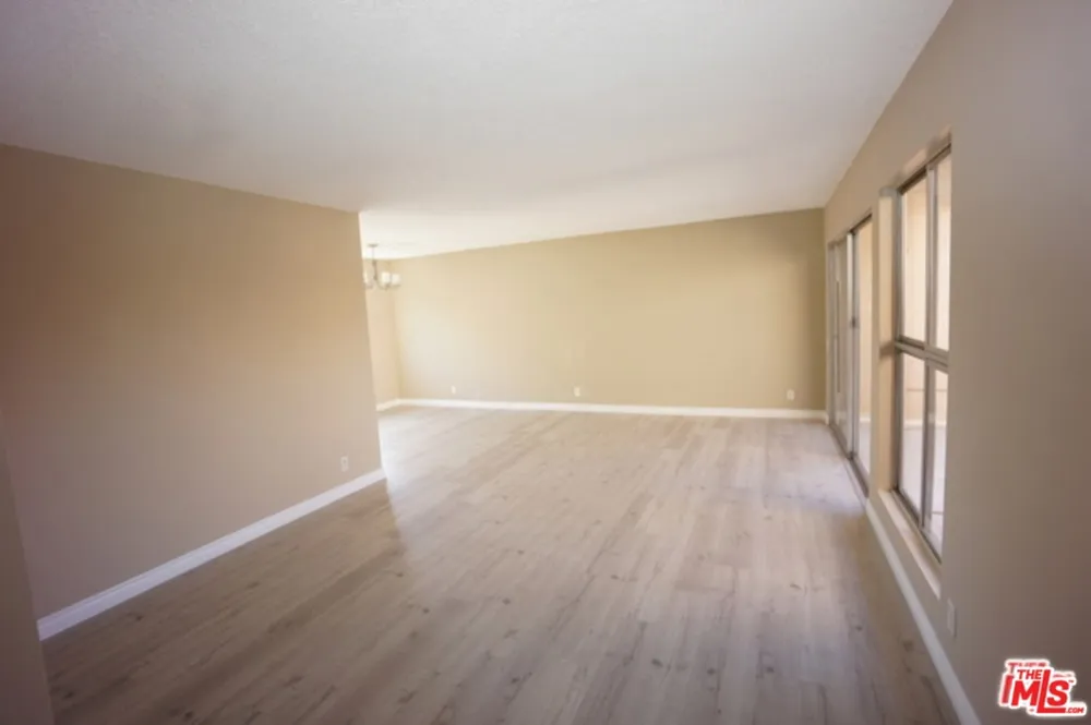 1538 STANFORD STREET #14 Santa Monica, CA 90404