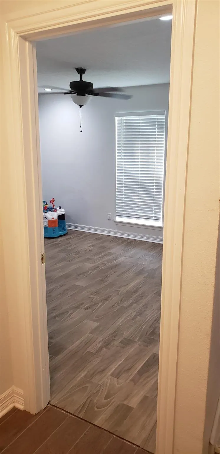5047 Wood Loop Conroe, TX 77306