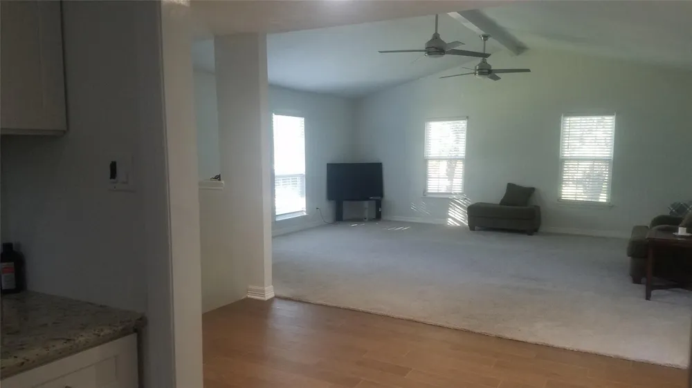 5047 Wood Loop Conroe, TX 77306