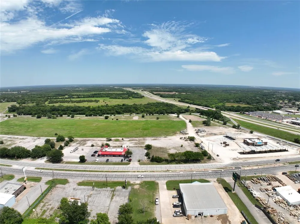 3209 Texoma Parkway Sherman, TX 75090