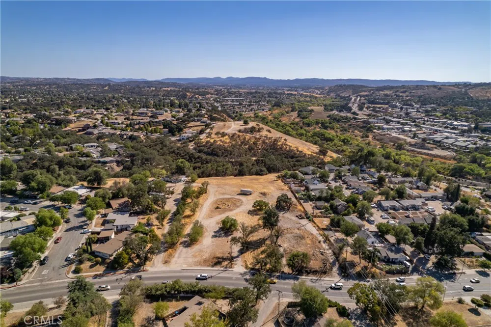 420 Creston Road Paso Robles, CA 93446