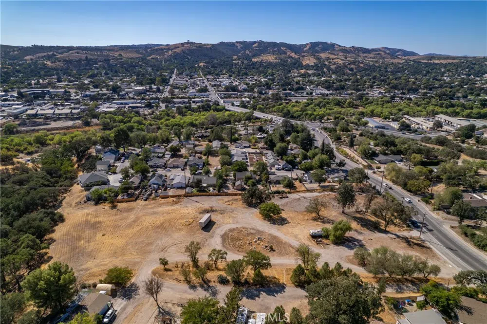 420 Creston Road Paso Robles, CA 93446