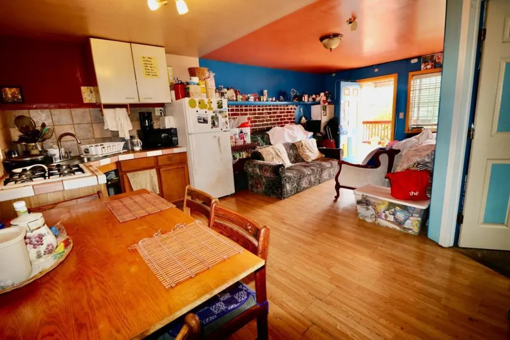 856 Hawthorne Place South San Francisco, CA 94080