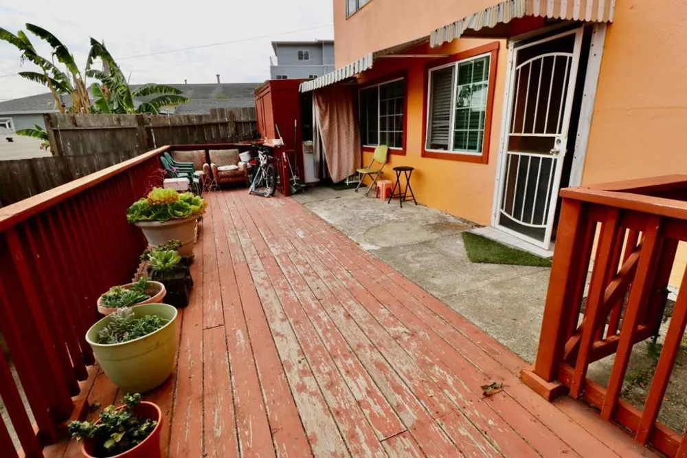 856 Hawthorne Place South San Francisco, CA 94080