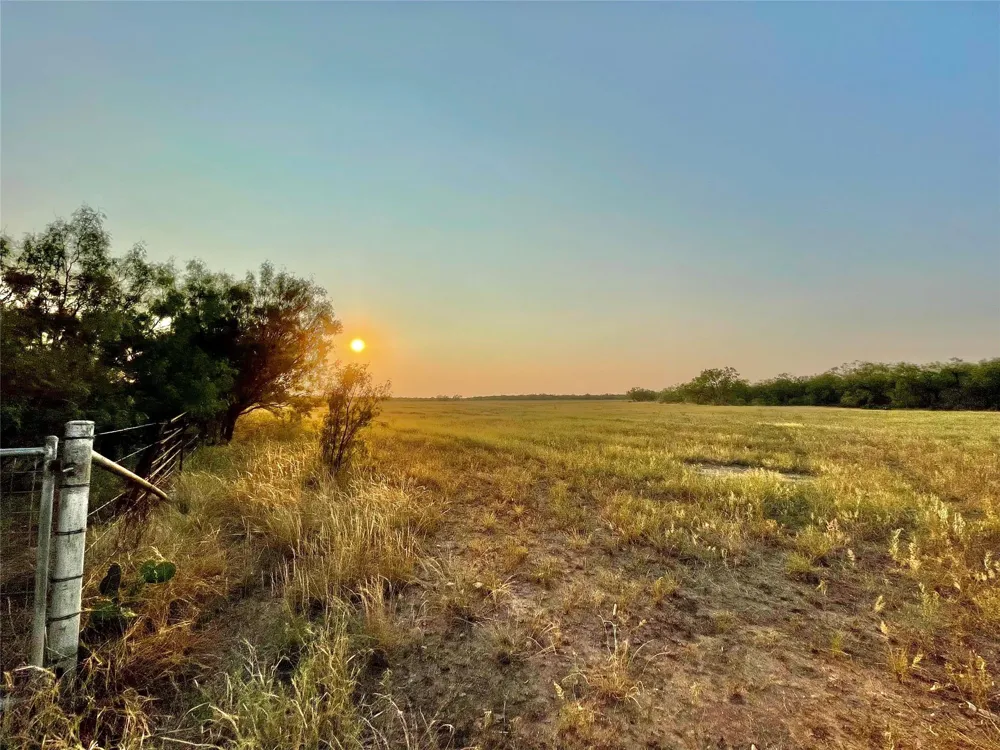 1000 Cr 116 Ballinger, TX 76821