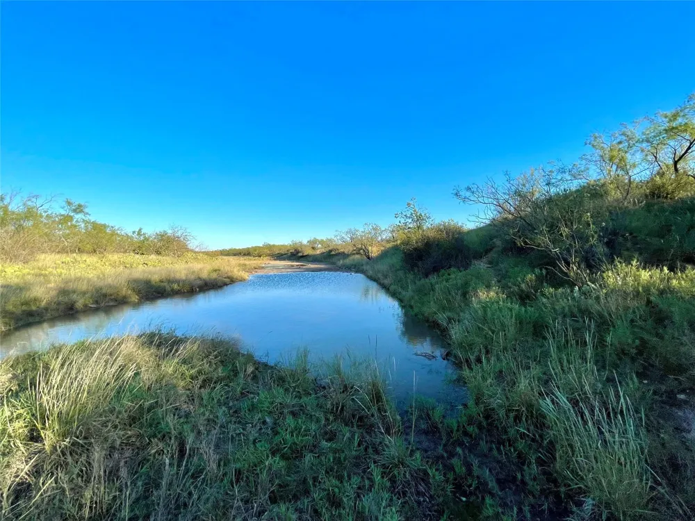 1000 Cr 116 Ballinger, TX 76821
