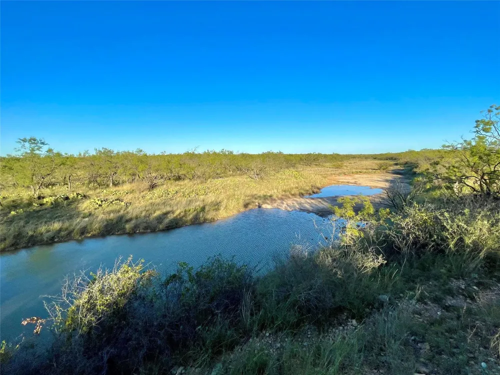 1000 Cr 116 Ballinger, TX 76821