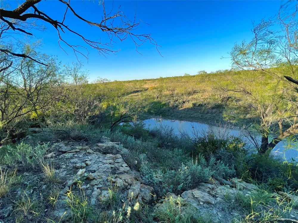 1000 Cr 116 Ballinger, TX 76821