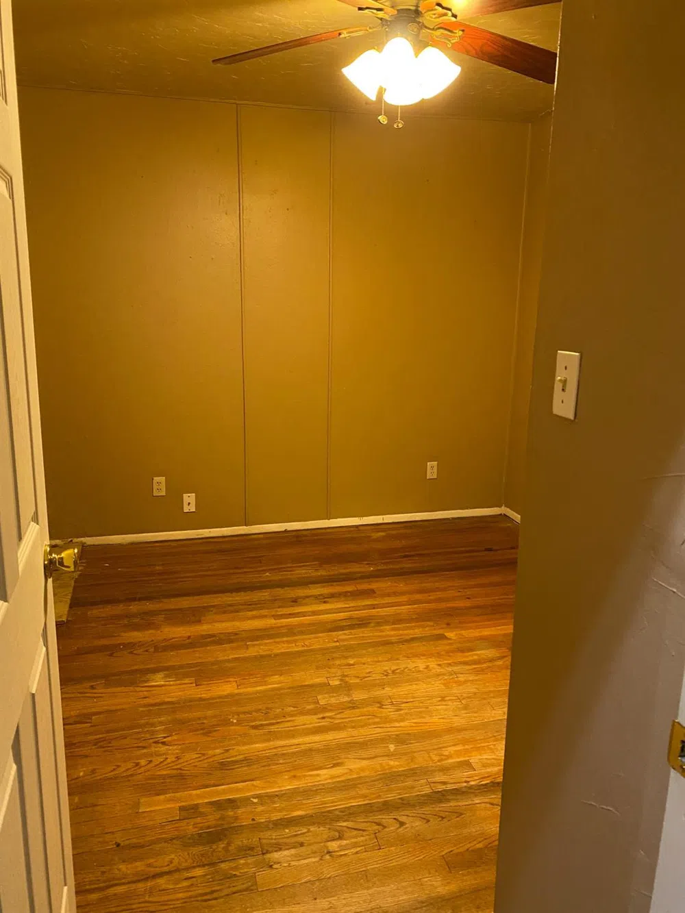 914 Texas Avenue Sundown, TX 79372