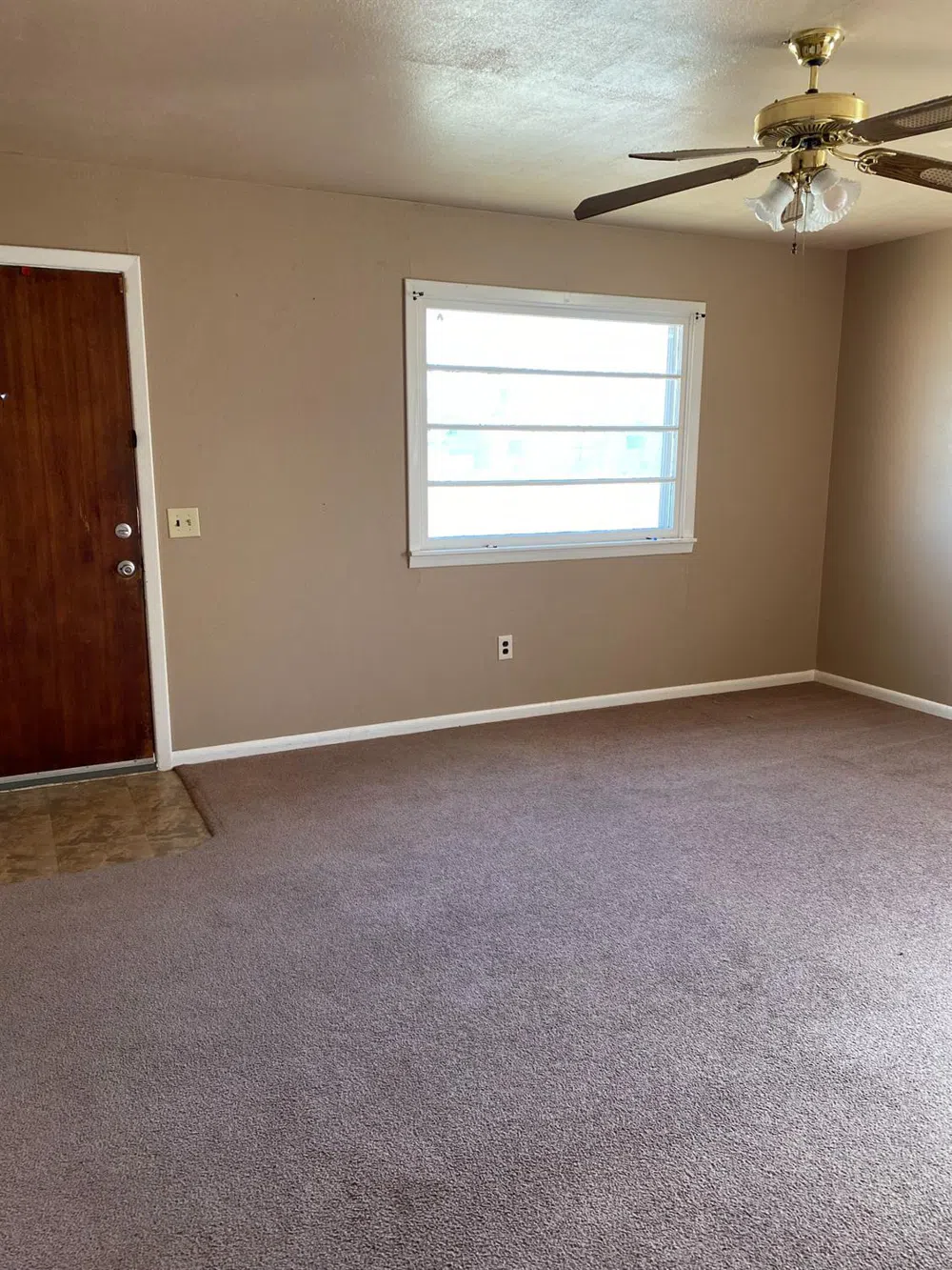 914 Texas Avenue Sundown, TX 79372