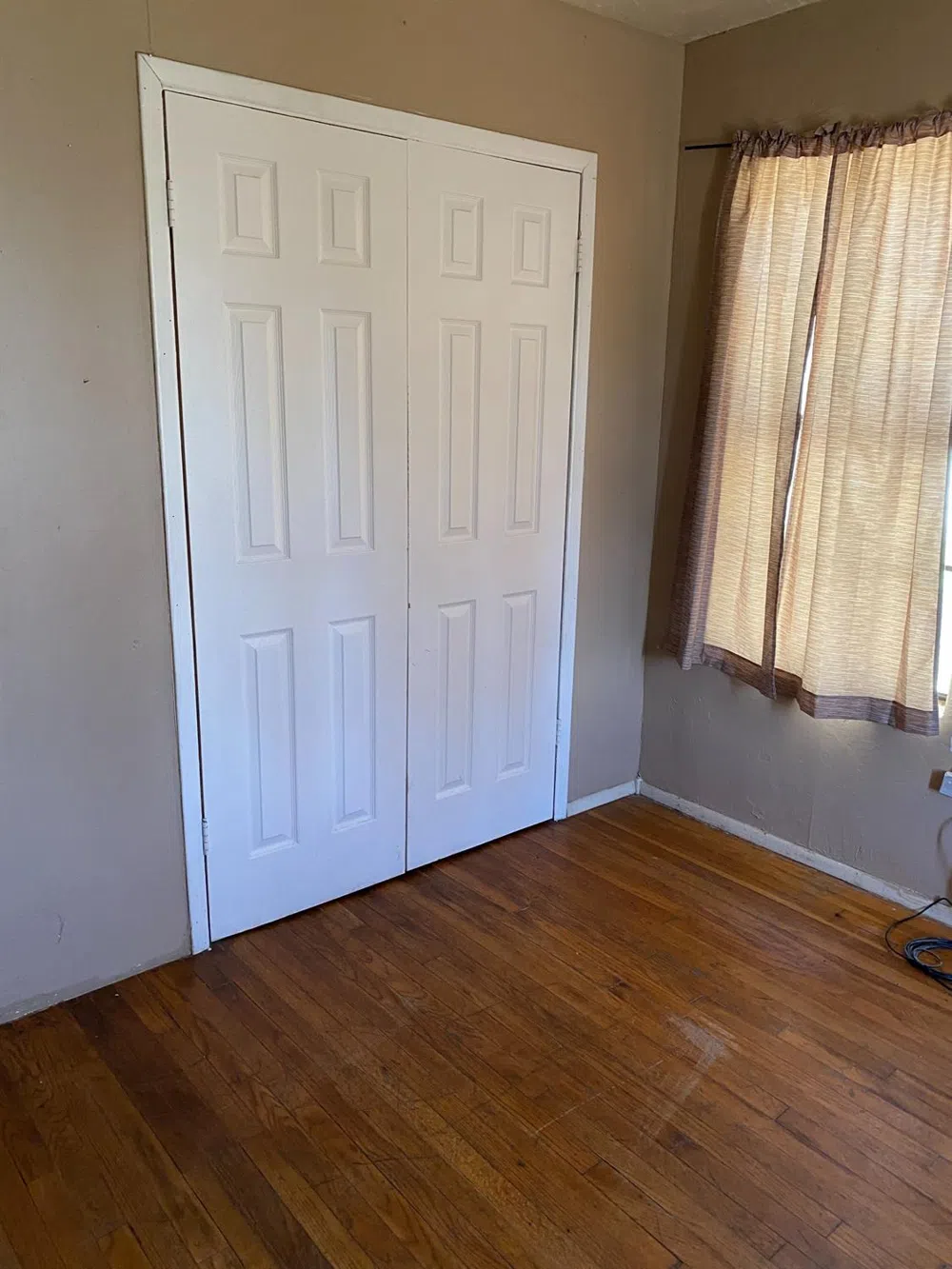 914 Texas Avenue Sundown, TX 79372