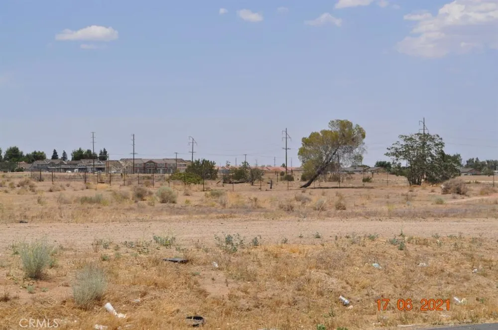 G STREET Hesperia, CA 92345