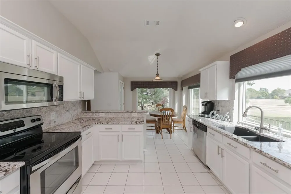 2209 Loon Lake Road Denton, TX 76210