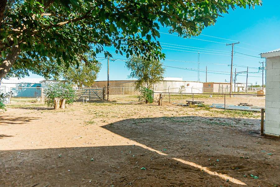 1506 N 13th Street Lamesa, TX 79331