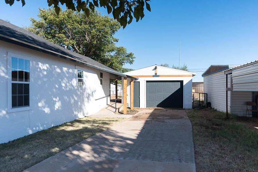 1506 N 13th Street Lamesa, TX 79331