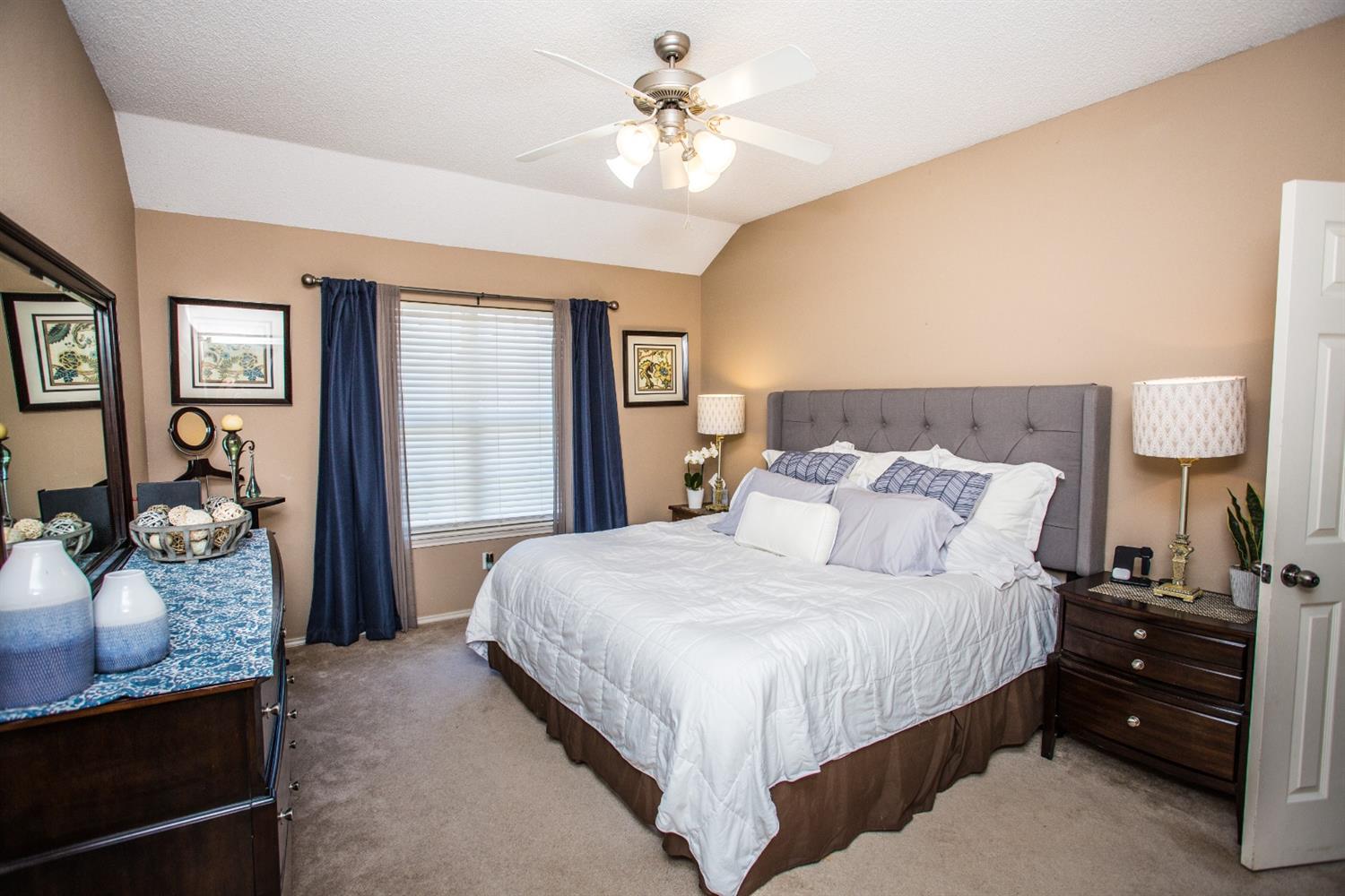 528 Ave S Lubbock, TX 79363