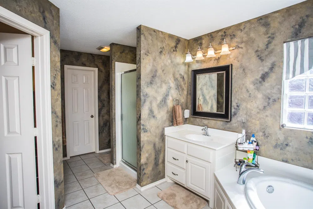 528 Ave S Lubbock, TX 79363
