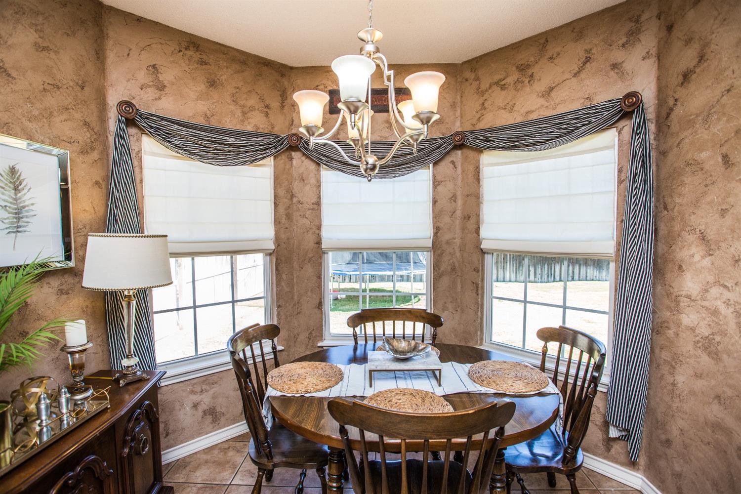 528 Ave S Lubbock, TX 79363