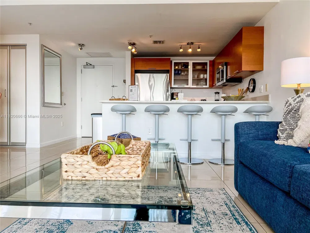 3250 NE 1st Ave #708 Miami, FL 33137