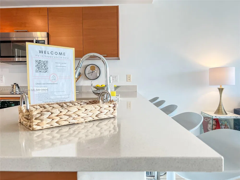 3250 NE 1st Ave #708 Miami, FL 33137