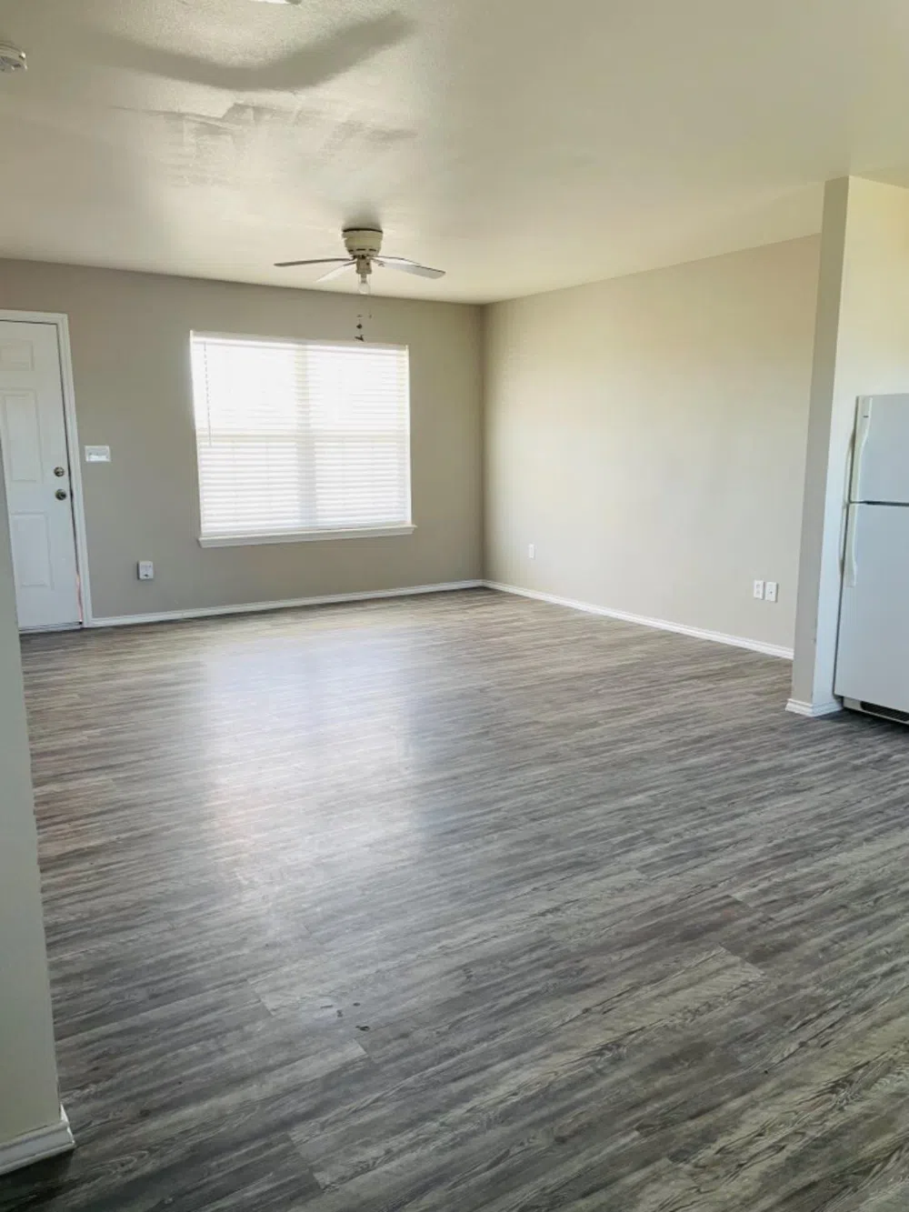 207 Madison Lorenzo, TX 79343