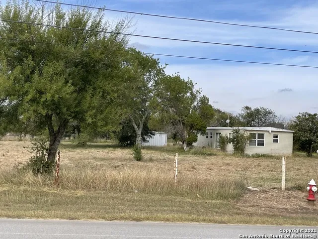 11815 LOWER SEGUIN RD Schertz, TX 78154