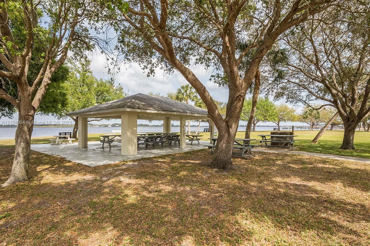 12379 Altamira Ave Port Charlotte, FL 33981