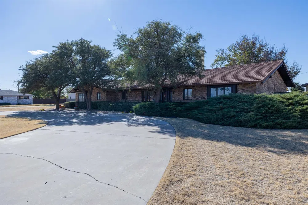 901 Spade Highway Anton, TX 79313