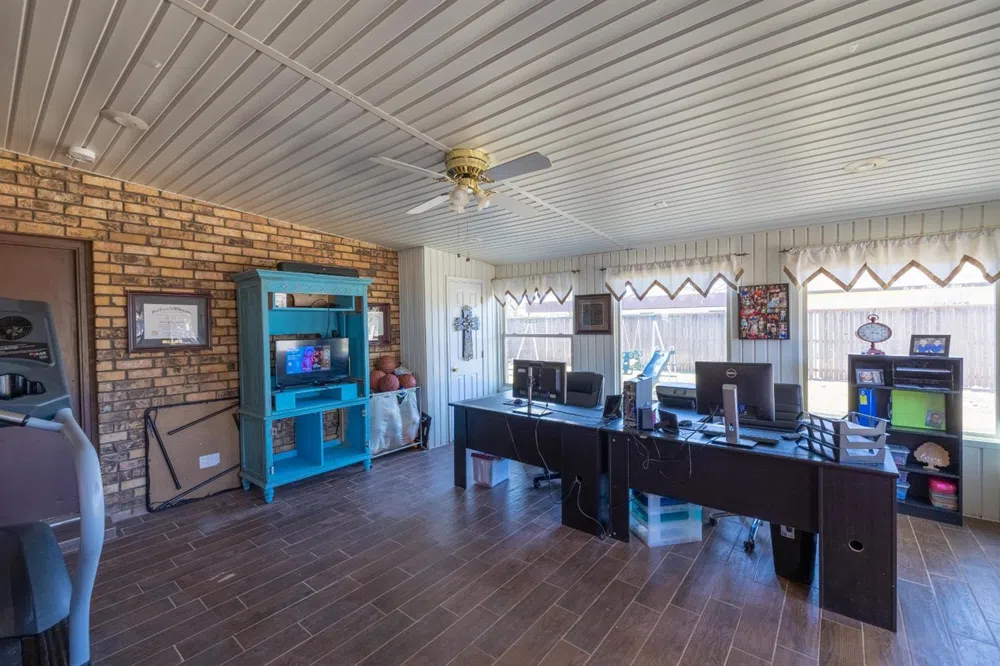 901 Spade Highway Anton, TX 79313