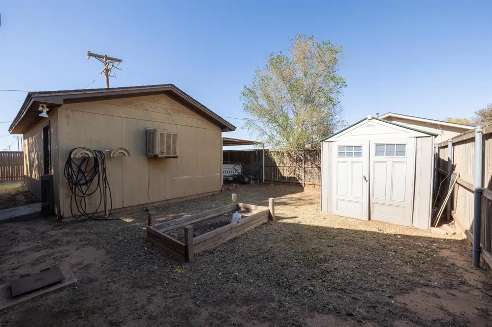 901 Spade Highway Anton, TX 79313