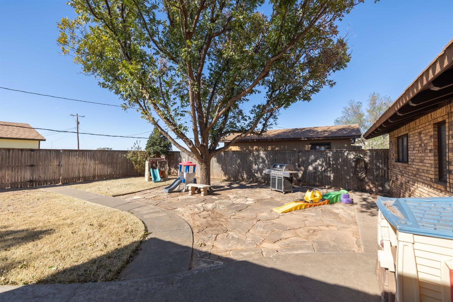 901 Spade Highway Anton, TX 79313