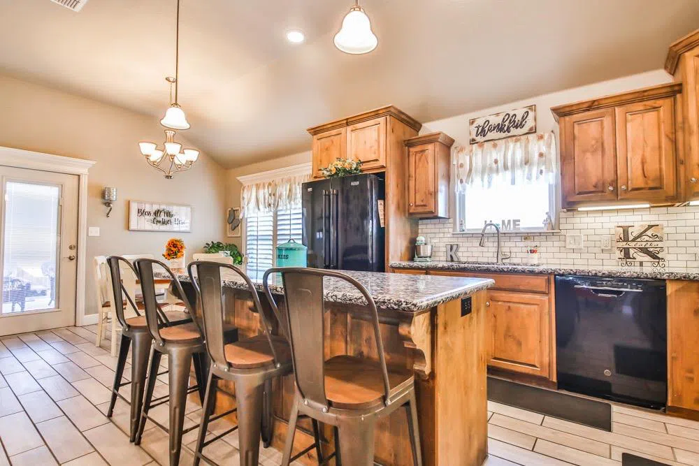 1006 Buffalo Court Abernathy, TX 