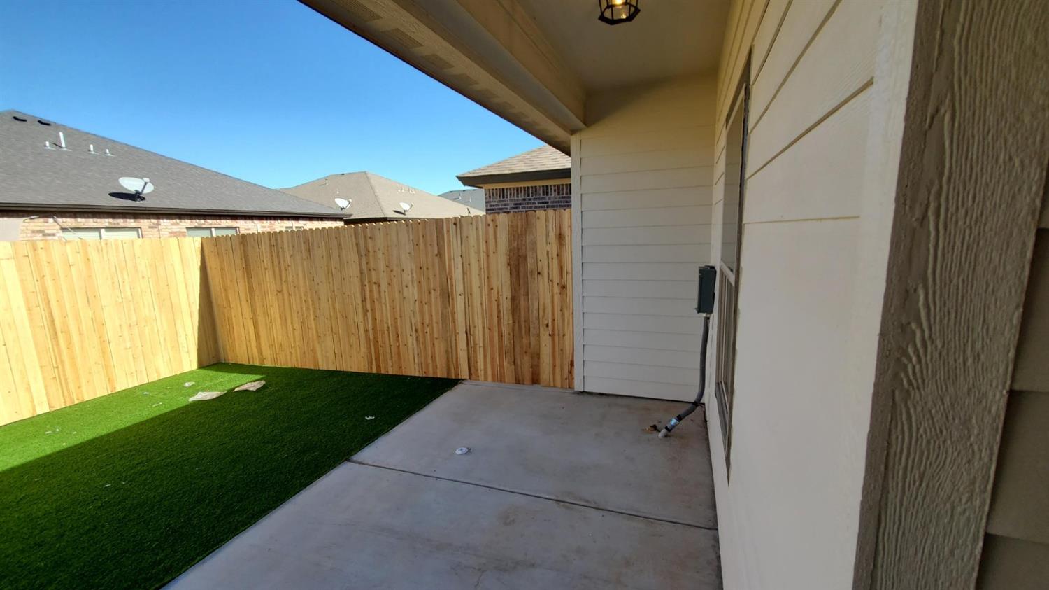 1228 N 7th Street Wolfforth, TX 79382