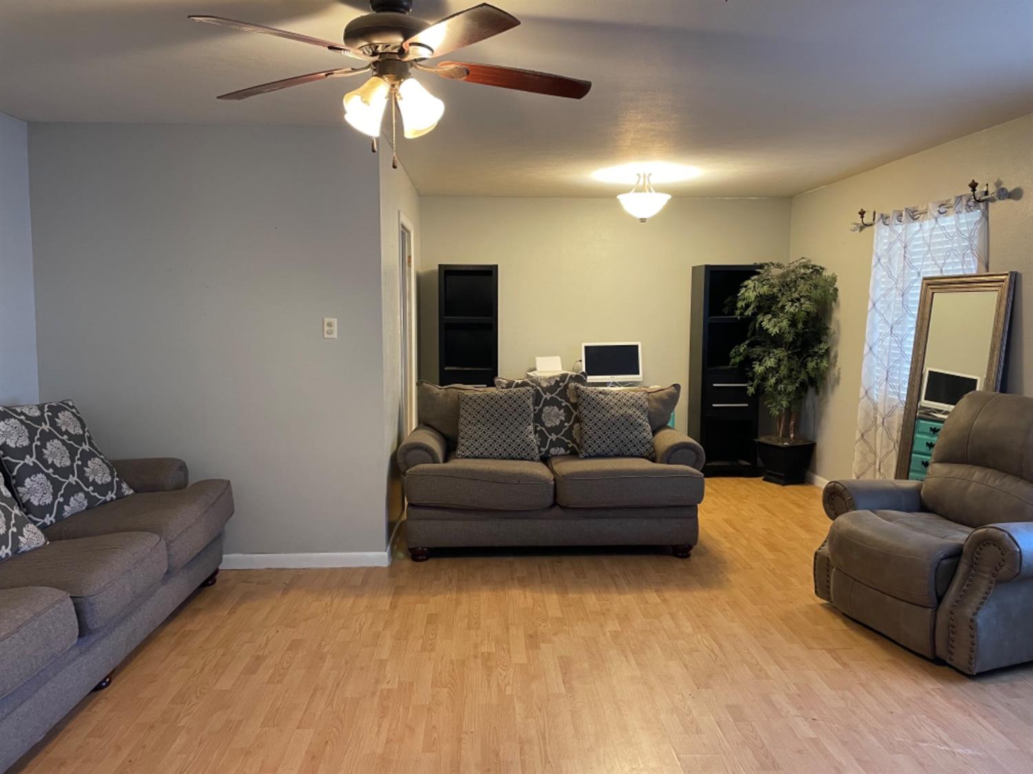 2702 Rebecca Drive Big Spring, TX 79720