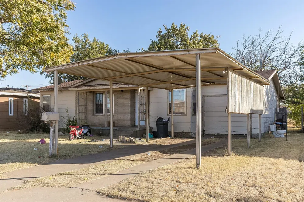 311 W 6th Street Post, TX 79356