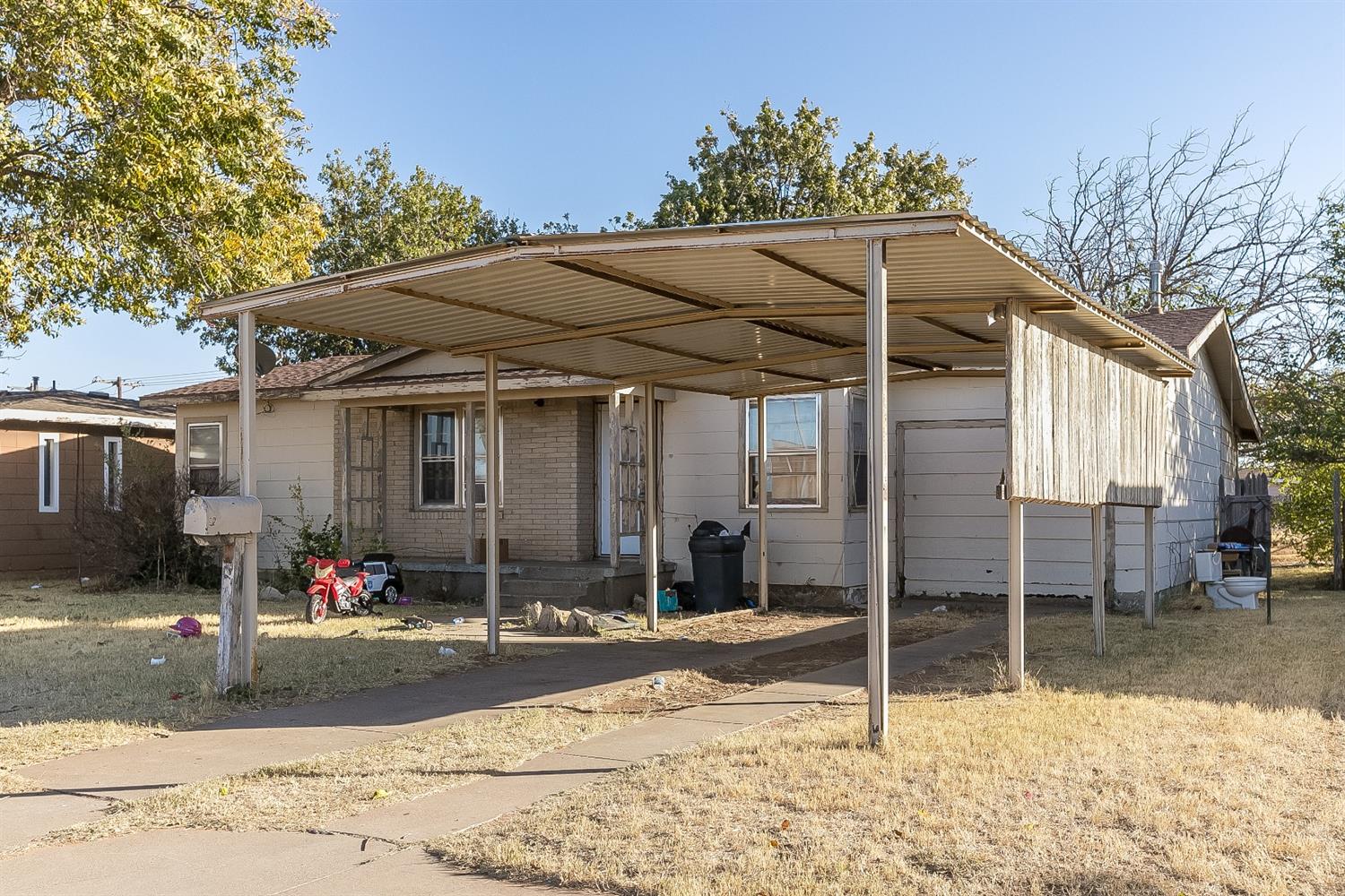 311 W 6th Street Post, TX 79356