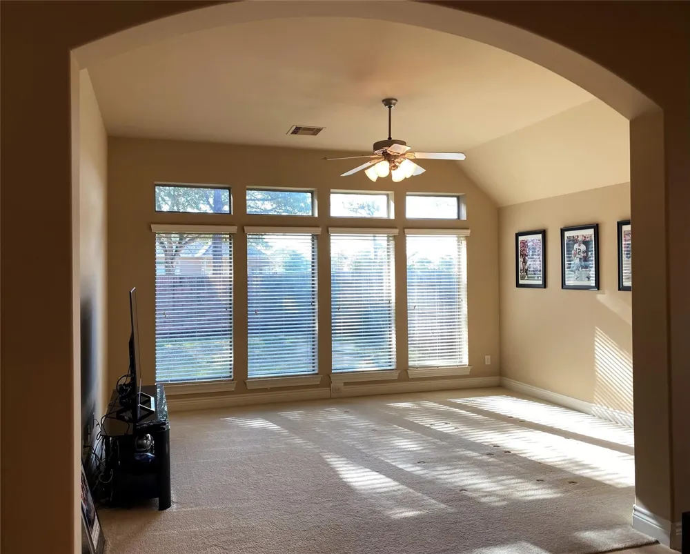 13804 Lakewater Drive Pearland, TX 77584