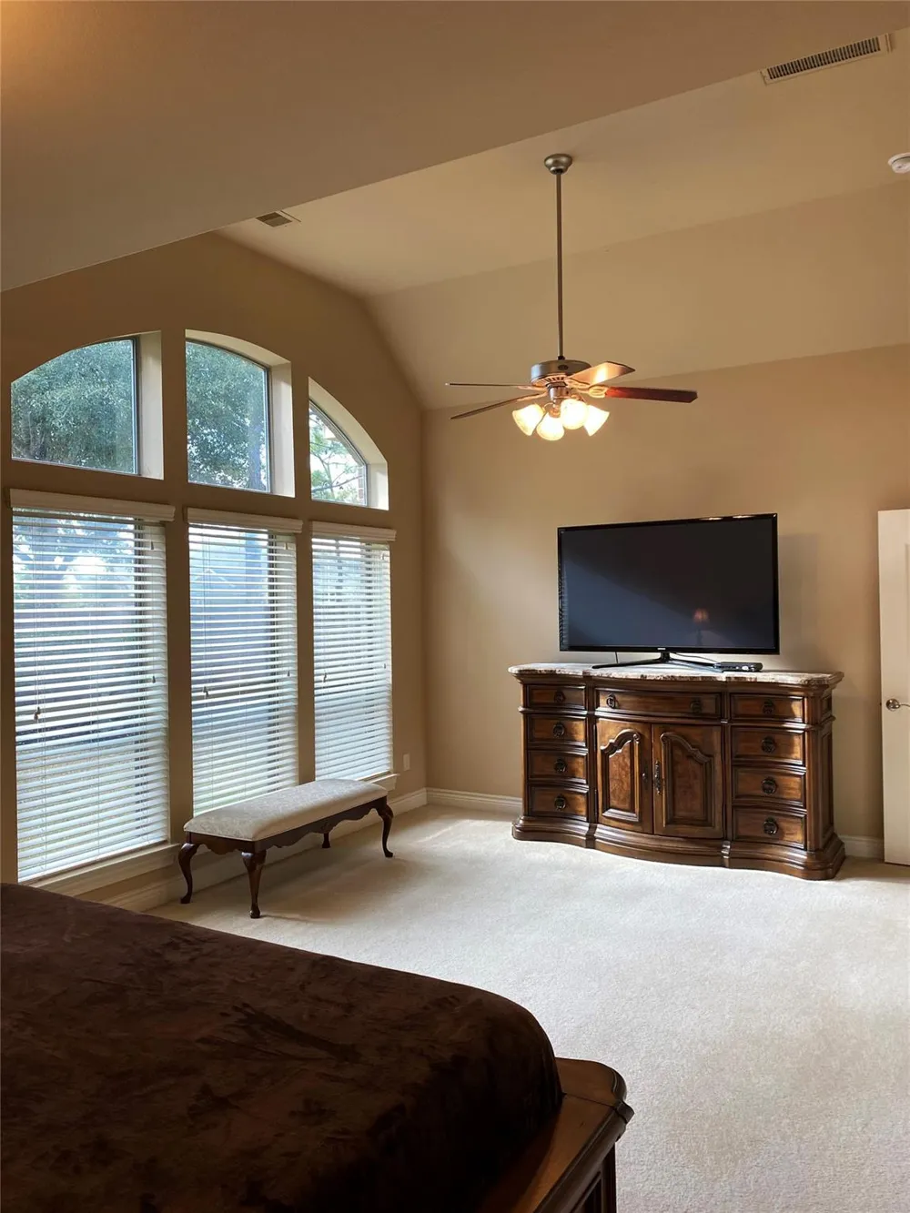 13804 Lakewater Drive Pearland, TX 77584