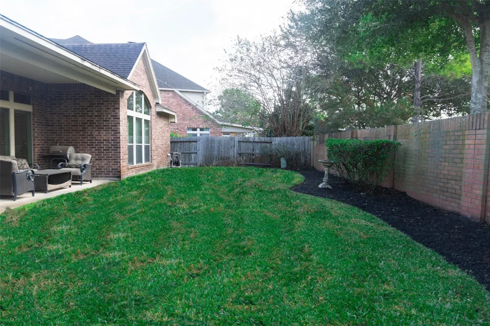 13804 Lakewater Drive Pearland, TX 77584