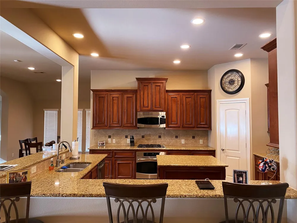 13804 Lakewater Drive Pearland, TX 77584