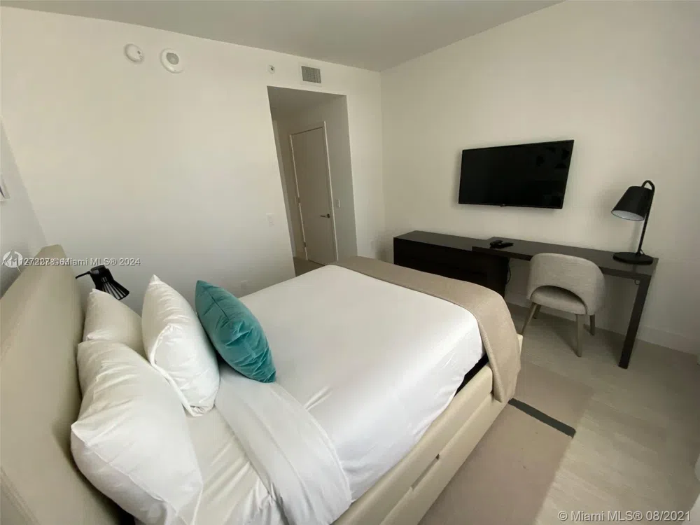 4010 S Ocean Dr #R401 Hollywood, FL 33019