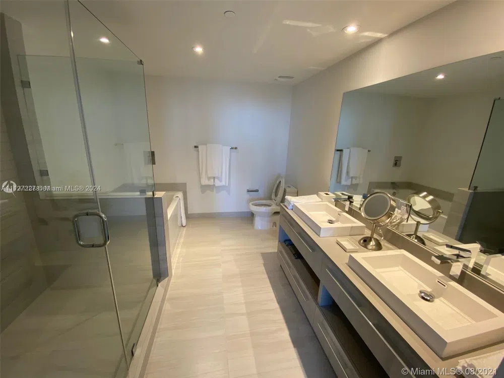 4010 S Ocean Dr #R401 Hollywood, FL 33019