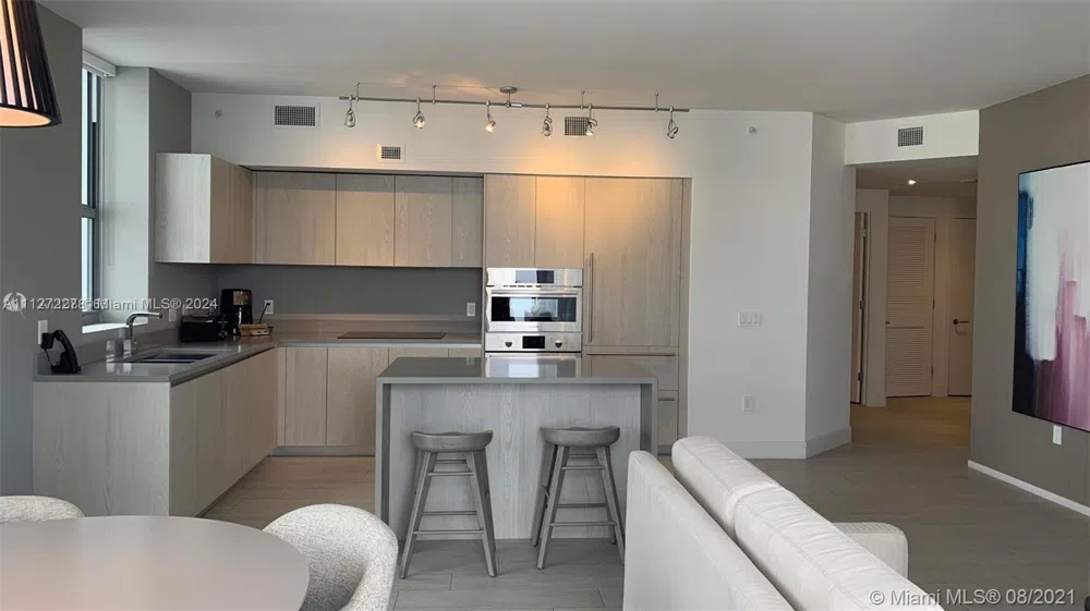 4010 S Ocean Dr #R401 Hollywood, FL 33019