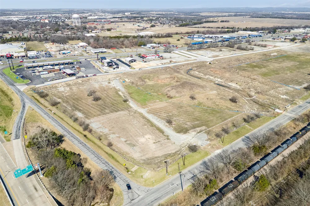 2801 Texoma Parkway Sherman, TX 75090