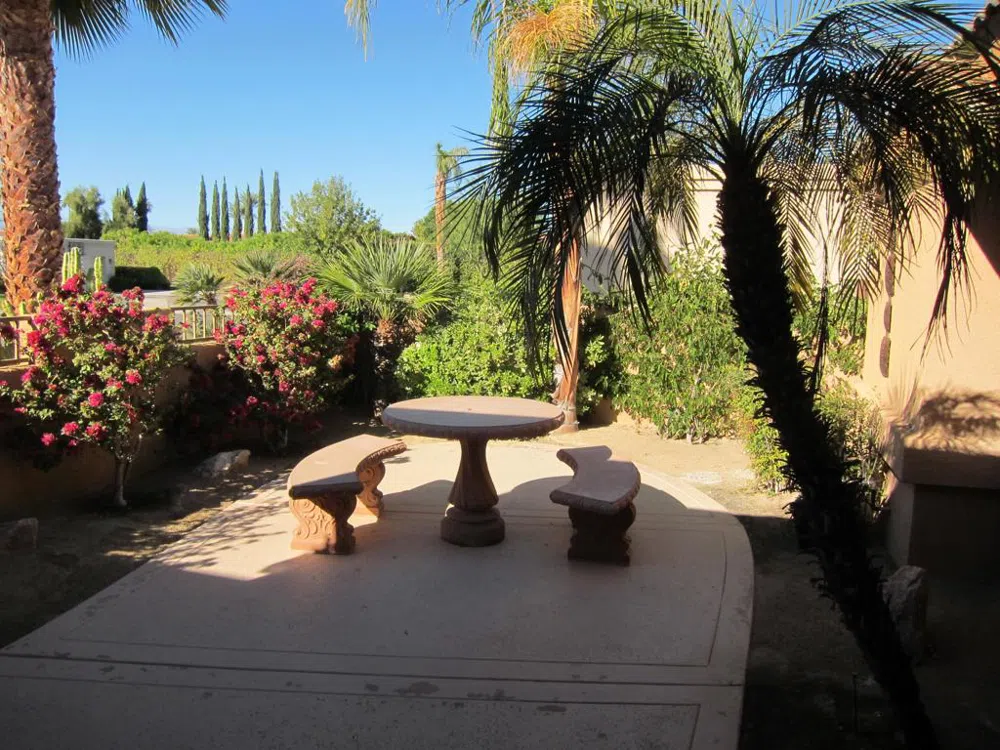 40556 Clover Lane Palm Desert, CA 92260